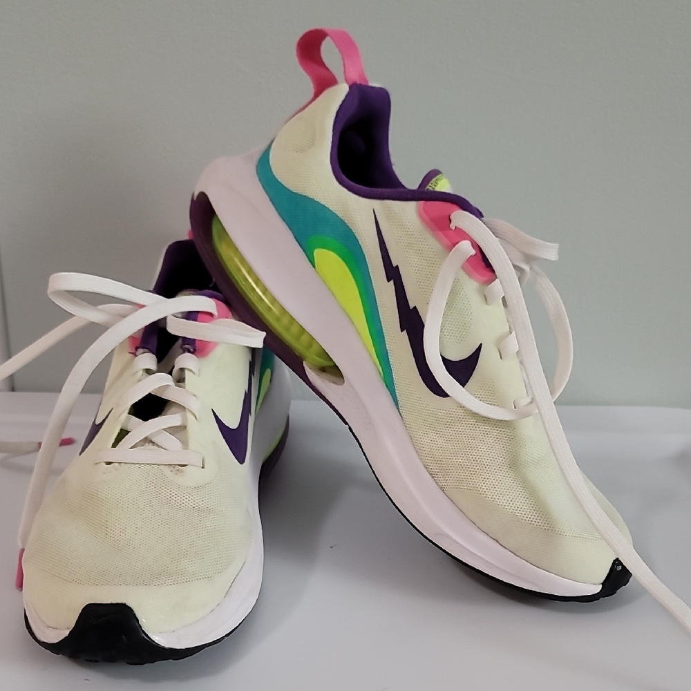 Nike Air Zoom Arcadia 2 SE GS 'Strike First' Youth Sneaker - Size 5.5 FB2356-100